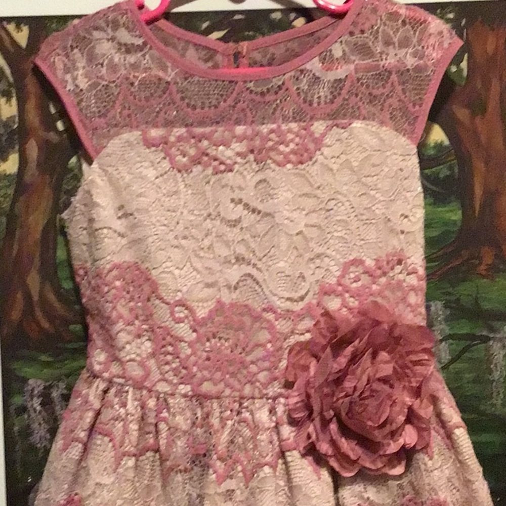 MARNELLATA Girls Sz 7 Mauve & Ivory Lace Dress PreOwned - Picture 2 of 3